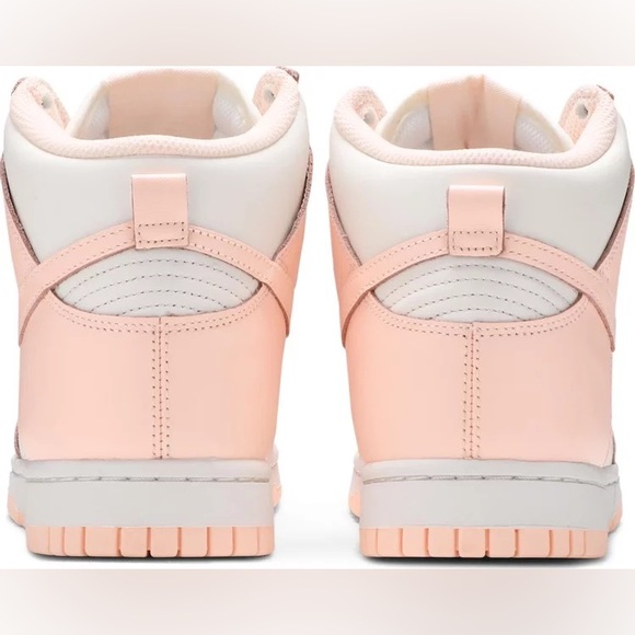 Women’s Dunk High Crimson Tint **NEW** - Picture 5 of 8